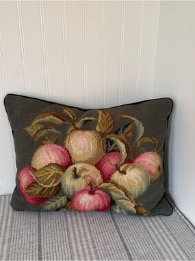 Hand-Needlepoint Fruit Decorative Pillow - Vintage excellent condition